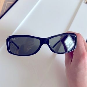 Polarized Ray Ban sunglasses black